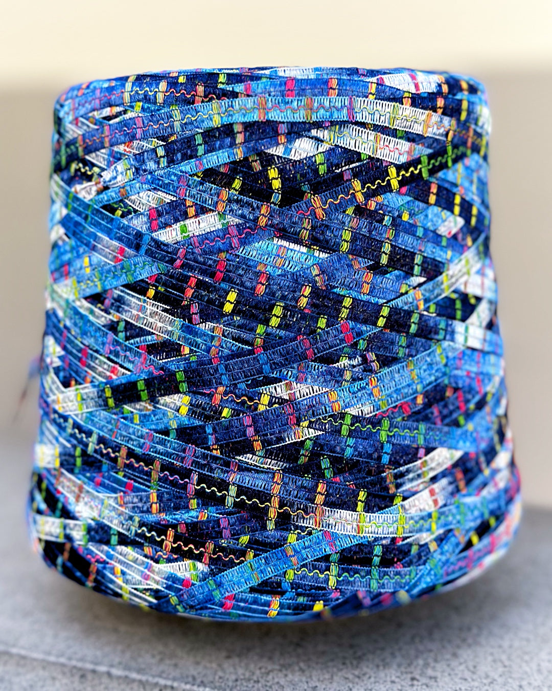 Ribbon yarn color Bright Blue